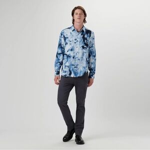 Bugatchi mens L Large blue Ecovero airbrush lightweight button up shirt EUC